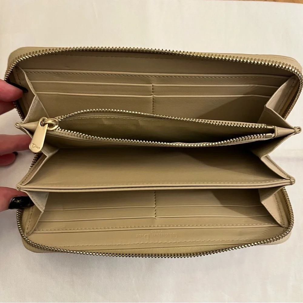 Lady Dior Voyageurs Beige Cannage Wallet